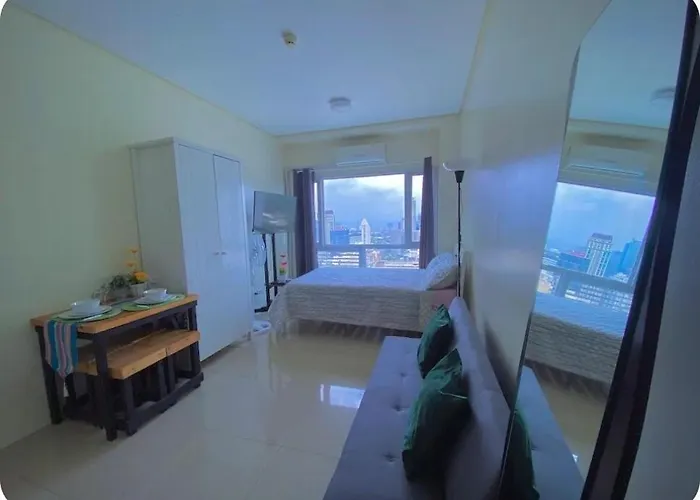 Cosy Makati Penthouse With Great View Apartment