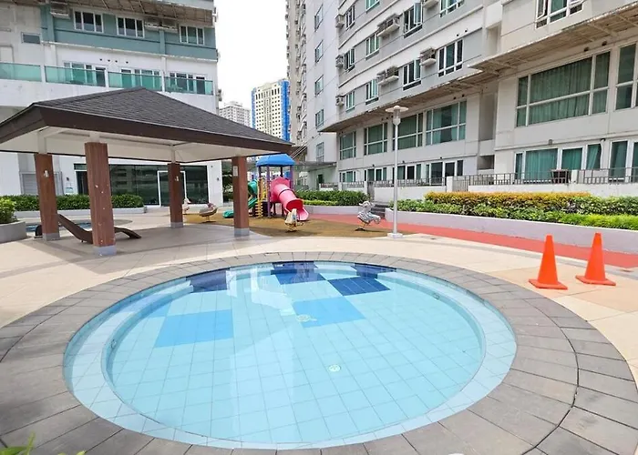 Cosy Makati Penthouse With Great View Manila
