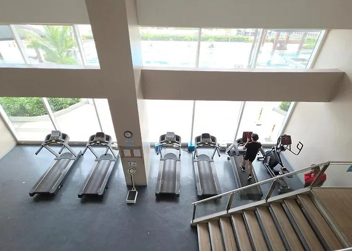 Cosy Makati Penthouse With Great View Manila